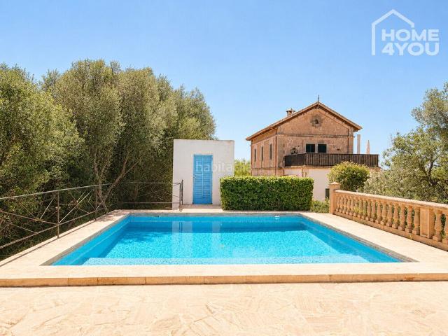 Planta baja en venta en Baleares Ses Salines, Ses Salines Poble. Piso histórico en la planta baja de la antigua estación de Son Coves, 123 m, 2 dormitorios, 2 baños. Plantas bajas Ses.