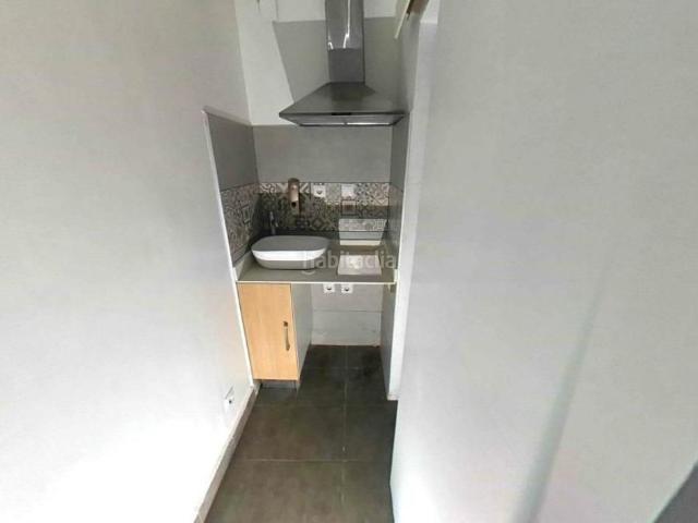 Planta baja en venta en Barcelona, Carmel. Piso en venta en Barcelona. Plantas bajas.