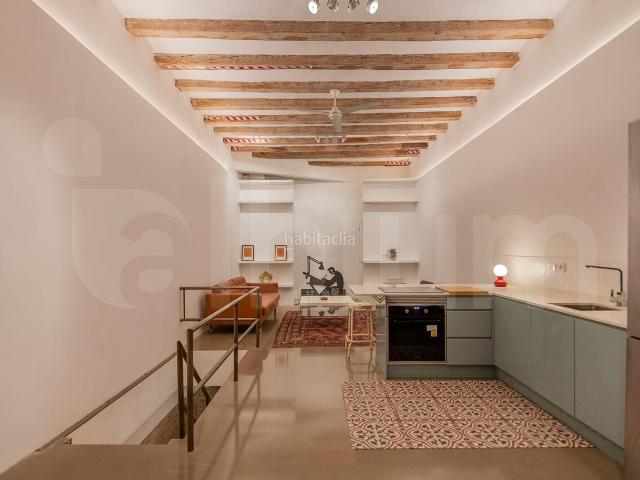 Planta baja en venta en Barcelona, Gòtic. Exclusivo localvivienda de diseño en el corazón del Barrio Gótico. Plantas bajas.