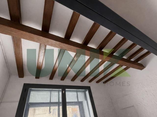 Planta baja en venta en Barcelona, Raval. Bajo reformado en Riereta El Raval. Plantas bajas.