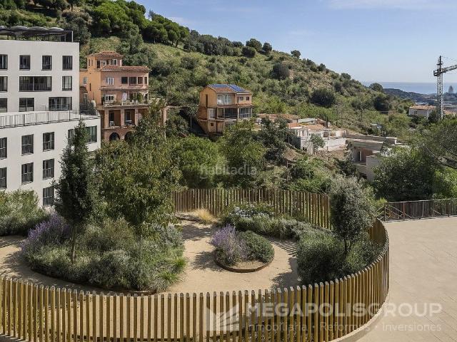 Planta baja en venta en Barcelona, Vallcarca Penitents. Planta baja con terraza y alma de pueblo en Barcelona. Plantas bajas.