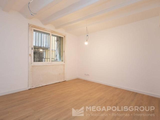 Planta baja en Venta en Barri Gòtic