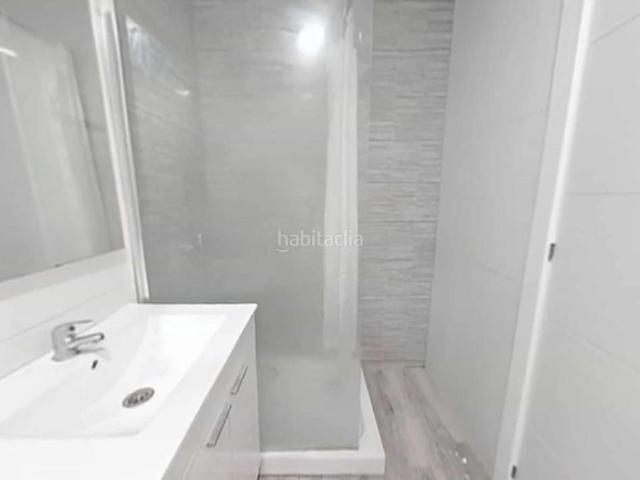 Planta baja en venta en Benalmádena, Arroyo de la Miel. Oportunidad Única! Moderno Piso de 2 Dormitorios con Terraza Ubicado en Arroyo de la Miel. Plantas bajas.