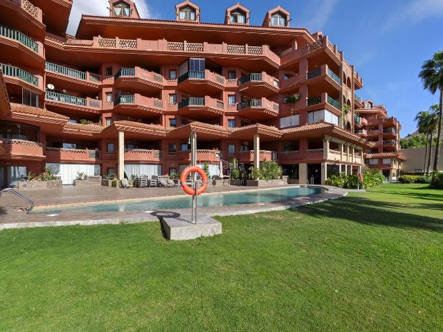 Planta baja en venta en Benalmádena, La Capellanía El Higuerón. Amplio apartamento en planta baja con vistas panorámicas en Reserva del Higuerón, Benalmádena. Plantas bajas.