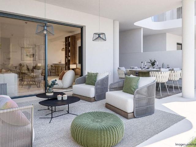 Planta baja en venta en Benalmádena, La Capellanía El Higuerón. Apartamento planta baja de 3 dormitorios y 2 baños. El Higuerón, Fuengirola. Plantas bajas.