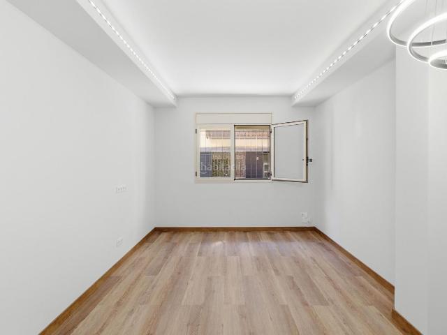 Planta baja en venta en Blanes, Els Pavos Costa Brava. Planta baixa amb disseny actual i terrassa en zona tranquilla de Blanes. Plantas bajas.