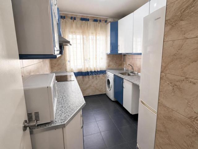 Planta baja en venta en Cáceres, La Cañada Aldea Moret. SE VENDE PISO CON GARAJE EN CÁCERES. Plantas bajas.