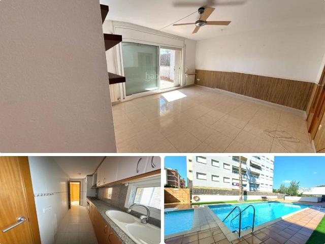 Planta baja en venta en Calafell, L´Estany Costa Dorada. Planta baja con terraza. Plantas bajas.
