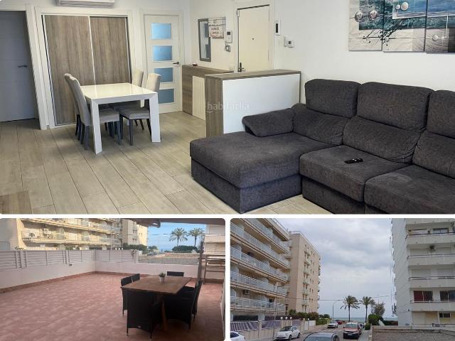 Planta baja en venta en Calafell, L´Estany Costa Dorada. Planta Baja con 110 m2 de terraza y con vistas al mar a la venta en Mas Mel playa. Plantas bajas.