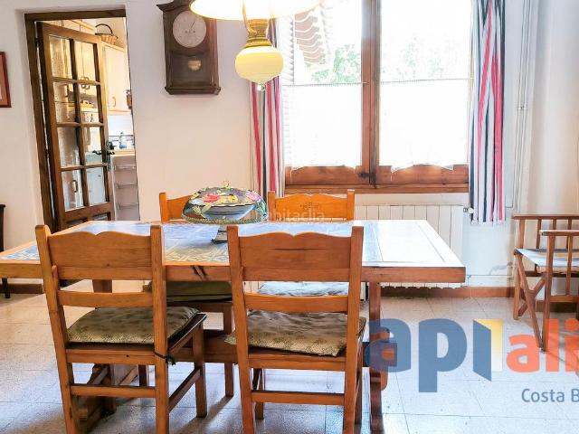 Planta baja en venta en Calonge, Poble. Plantas bajas.