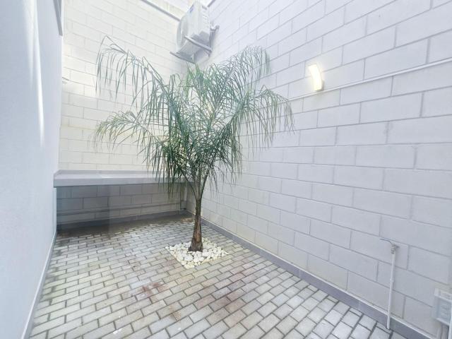 Planta baja en venta en Coruña A, Os Mallos. ESPACIO ÚNICO USO DE OFICINA PERO CON LA CALIDEZ DE UN HOGAR. Plantas bajas Coruña.