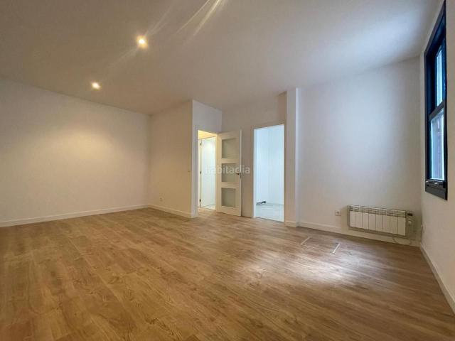 Planta baja en venta en Coruña A, Paseo de los Puentes Santa Margarita. Plantas bajas Coruña.