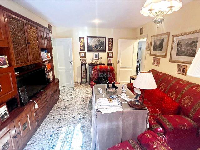Planta baja en venta en Córdoba, Santa Rosa Valdeolleros. BAJO PARA ENTRAR A VIVIR CON DOS PATIOS EN SANTA ROSA. Plantas bajas.