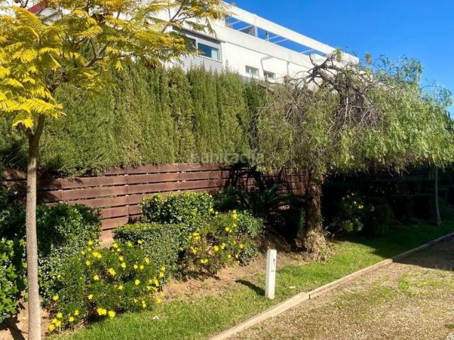Planta baja en venta en Córdoba, Tablero Bajo Arruzafilla. Piso con gran jardín privado en la zona de Turruñuelos. Plantas bajas.