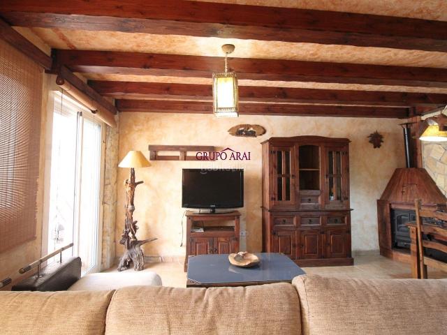 Planta baja en venta en Dolores. EN VENTA Encantador bajo de estilo rústico en Dolores Alicante. Plantas bajas.