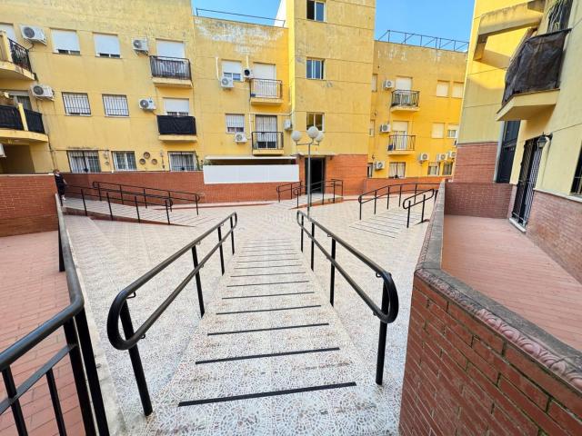 Planta baja en venta en Dos Hermanas, Centro Doña Mercedes. PISO BAJO VPO EN LA REDONDILLA. Plantas bajas Dos.