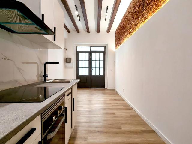 Planta baja en Venta en El Poble Sec Parc de Montjuïc