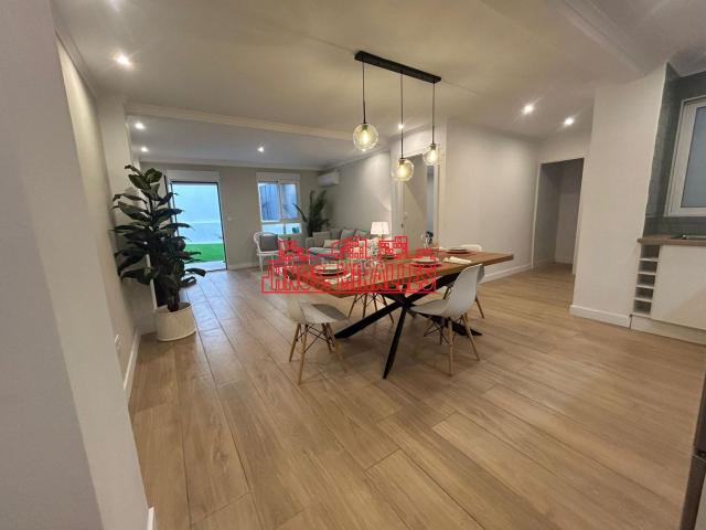 Planta baja en venta en Elche Elx, Carrús Este. NO TE PIERDAS LA OPORTUNIDAD DE ADQUIRIR ESTA GRANDIOSA VIVIENDA! SUPER ESPACIOSA Y CON UN PRECIO INIGUALABLE!. Plantas bajas Elche.