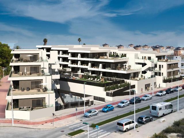 Planta baja en venta en Elche Elx, La Marina. Vivienda en planta baja con terraza y jardín Residencial El Pinet Beach II. Plantas bajas Elche.