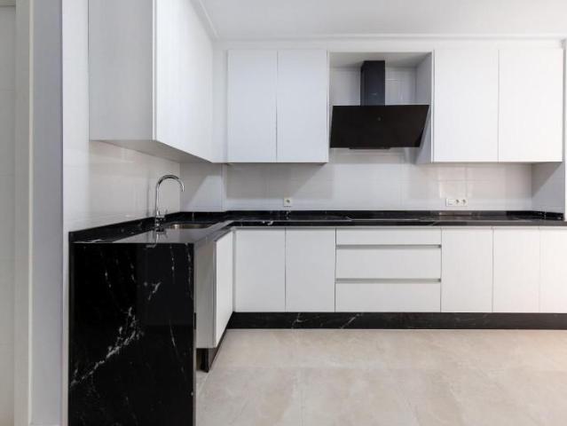 Planta baja en venta en Elche, Plaza Madrid