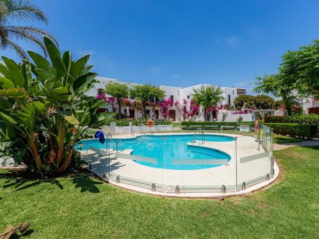 Planta baja en venta en Estepona, Villacana Costalita Saladillo. Plantas bajas.