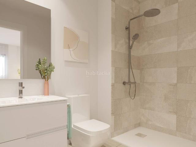 Planta baja en venta en Estepona, Buenas Noches. Apartamento exclusivo en planta baja con jardín en la Costa del Sol, Estepona. Plantas bajas.