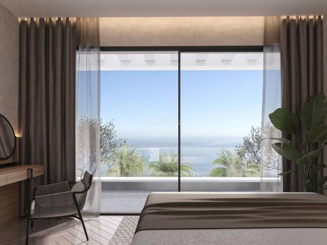 Planta baja en venta en Estepona, Buenas Noches. Elegante Apartamento en Planta Baja con 2 Terrazas a 220 metros de la Playa en venta en Estepona. Plantas bajas.
