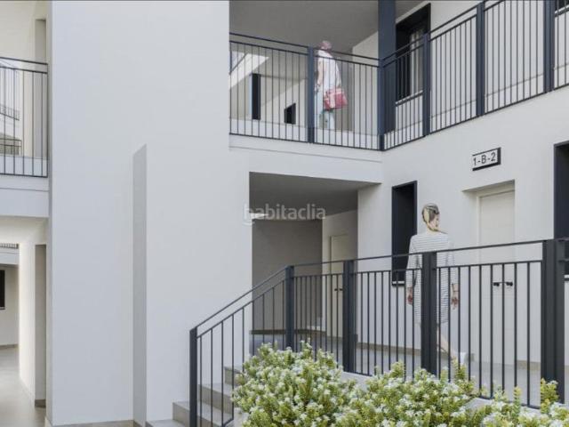 Planta baja en venta en Estepona, Cancelada. Plantas bajas.