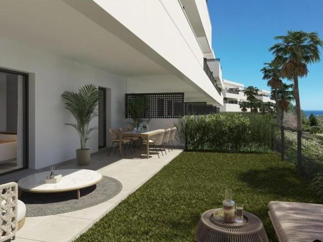 Planta baja en venta en Estepona, Costa Galera
