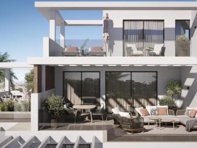Planta baja en venta en Estepona, Estepona East New Golden Mile