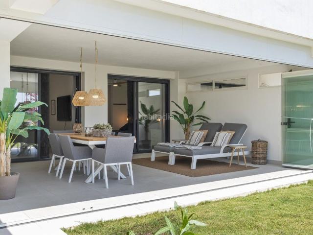 Planta baja en venta en Estepona, Estepona Golf. Piso en venta en Estepona Golf. Plantas bajas.