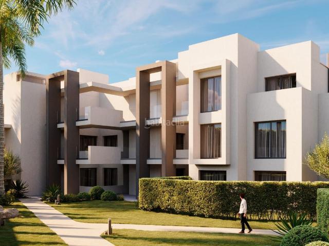 Planta baja en venta en Estepona, Guadalobón. Moderno Residencial en Estepona Amplios apartamentos con soleadas terrazas. Plantas bajas.