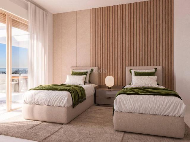 Planta baja en venta en Estepona, Guadalobón. Exclusivo Apartamento con Amplia Terraza en venta en Estepona. Málaga. Plantas bajas.