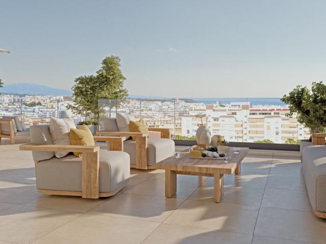 Planta baja en venta en Estepona, Huerta Nueva. Plantas bajas.