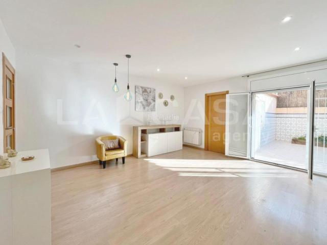 Planta baja en venta en Franqueses del Vallès Les. Piso en venta Badalona. Plantas bajas Franqueses del Vallès.