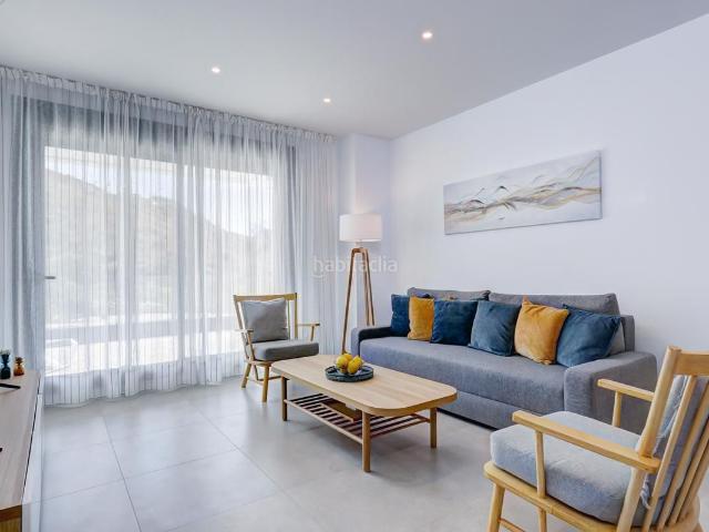Planta baja en venta en Fuengirola, Las Gaviotas Carvajal. Plantas bajas.