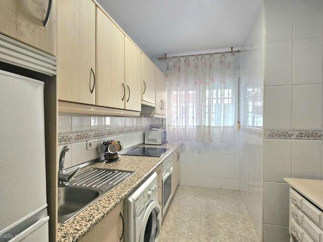 Planta baja en venta en Fuengirola, Playa de los Boliches. VENTA DE PISO EN LOS BOLICHES, FUENGIROLA 2 DORMITORIOS A 200M DE LA PLAYA!. Plantas bajas.