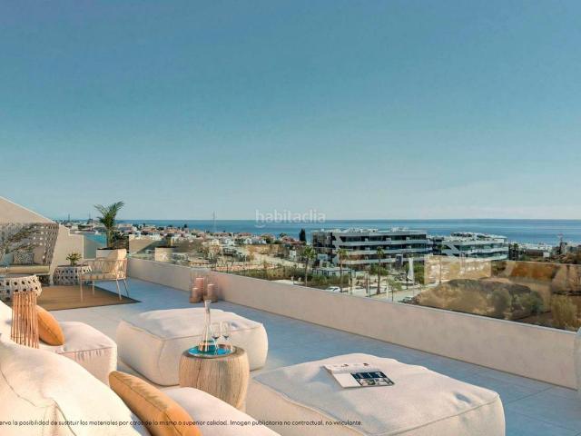 Planta baja en venta en Fuengirola, Torreblanca del Sol. MAGNIFICO APARTAMENTO CON 33M2 DE TERRAZA, EN UN COMPLEJO FASCINANTE !. Plantas bajas.