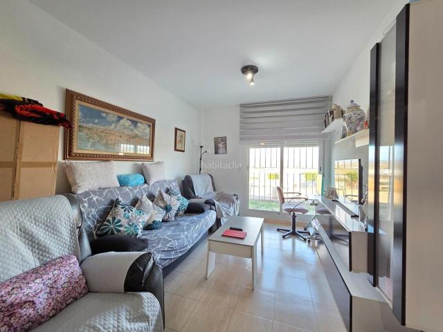 Planta baja en venta en Garrucha, Puerto de Garrucha. BAJO DE 2 HABITACIONES EN BARRIO FAMILIAR DE GARRUCHA. Plantas bajas.