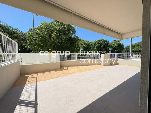Planta baja en venta en Girona, Domeny. Piso. Plantas bajas.