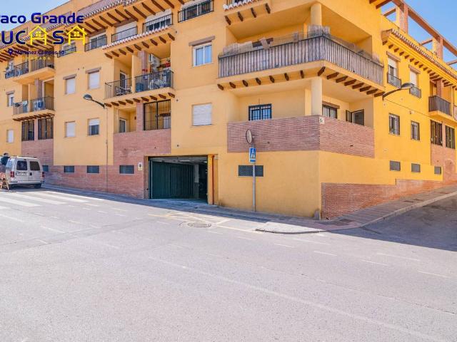 Planta baja en Venta en La Zubia Ciudad