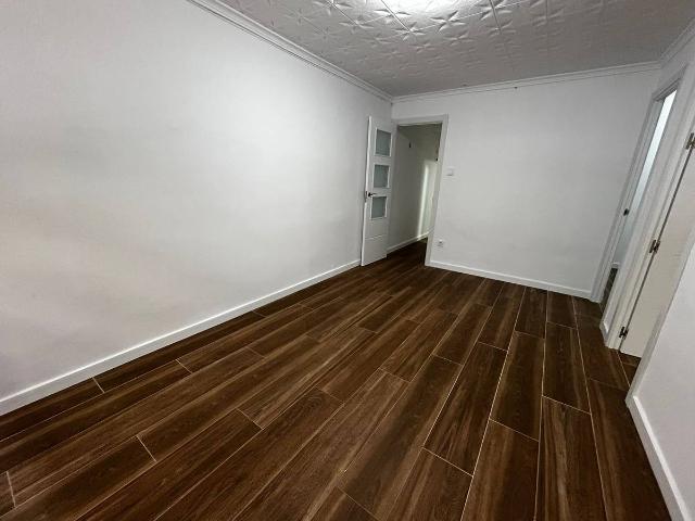 Planta baja en Venta en La Gavarra