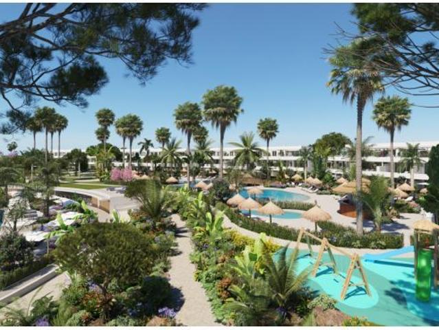 Planta baja en Venta en La Línea de la Concepción, Cádiz