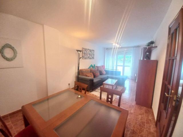 Planta baja en venta en Laredo, Centro. Se vende bajo en Laredo. Plantas bajas.