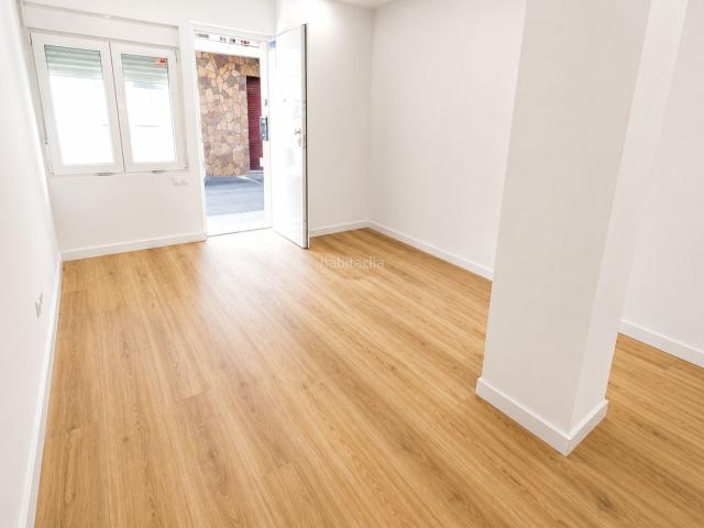 Planta baja en venta en Llagosta La. Al lado de la emblemática Masía de Can Baqué. Plantas bajas Llagosta.