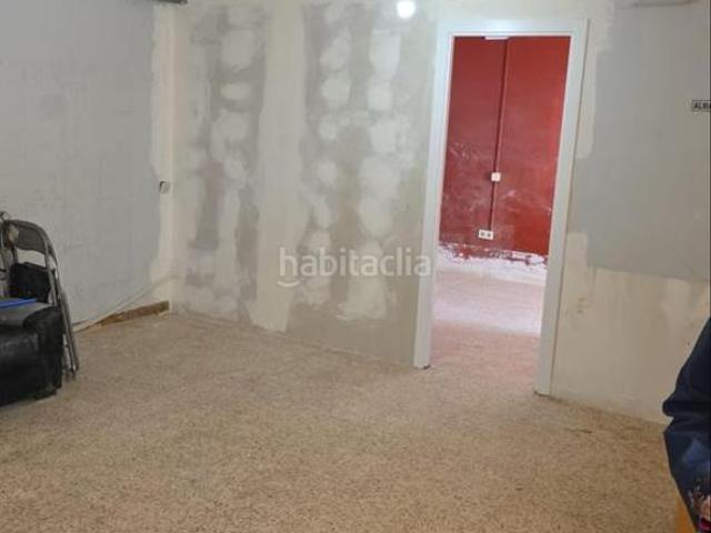 Planta baja en venta en Lleida, Pardinyes. LOCAL CON POSIBILIDAD DE VIVIENDA EN LLEIDA. Plantas bajas.