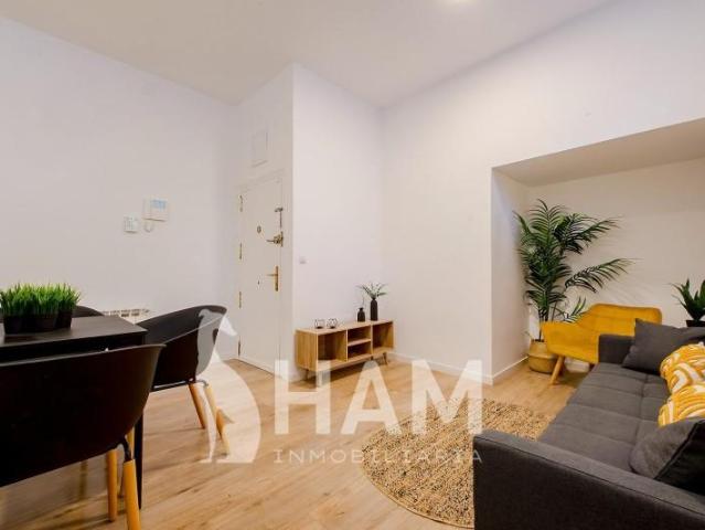 Planta baja en venta en Madrid, Ciudad Lineal