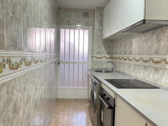 Planta baja en venta en Madrid, Butarque. Plantas bajas.