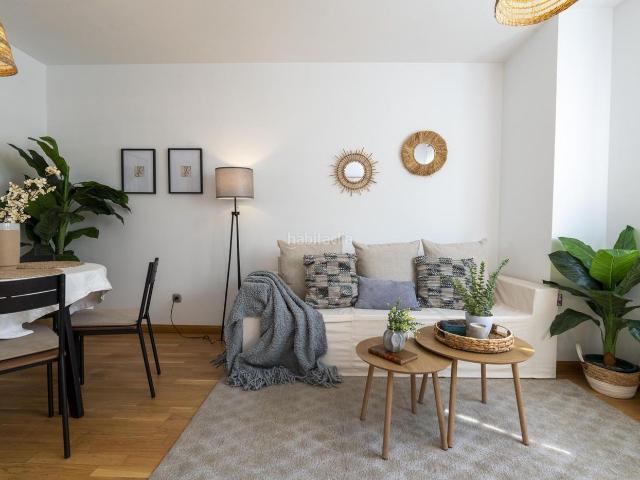 Planta baja en venta en Madrid, Fuente del Berro. Magnífico piso en venta en Fuente del Berro. Plantas bajas.