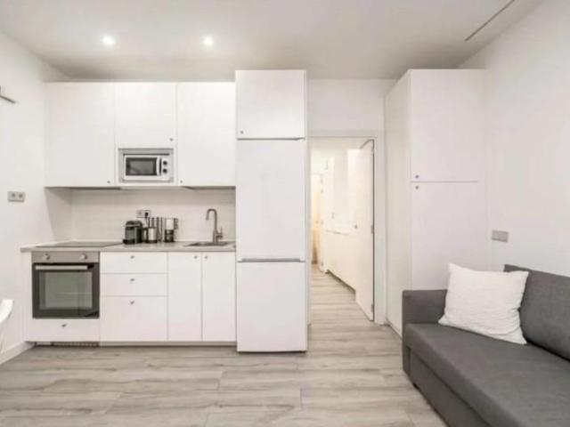 Planta baja en venta en Madrid, Hortaleza